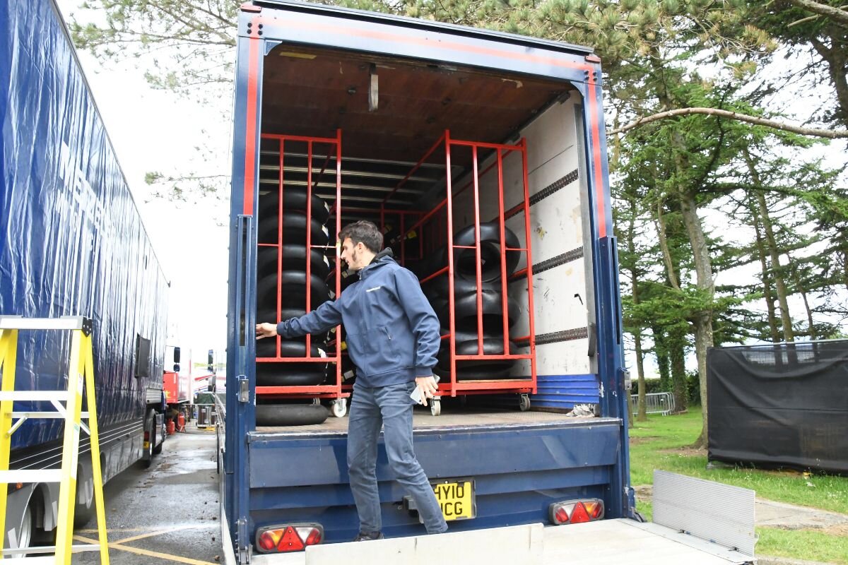 iom-metzeler-interview-p5.jpg