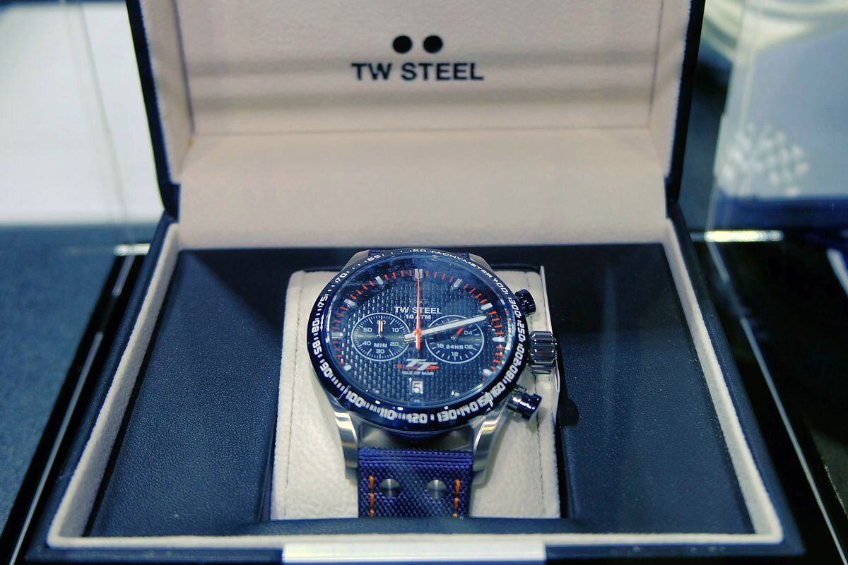 マン島エディションスペシャルウォッチ