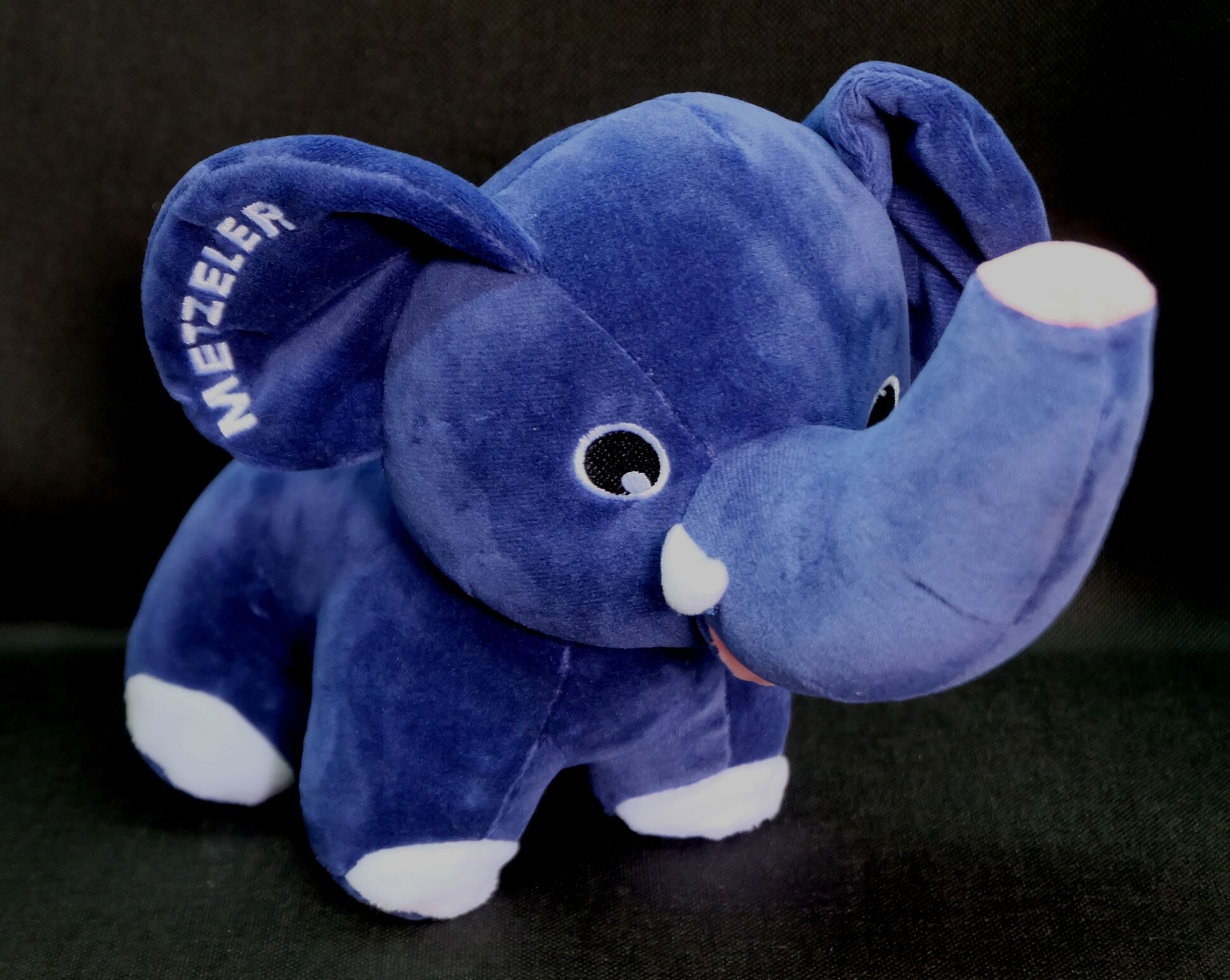 公式キャラクターメッツィーのぬいぐるみ