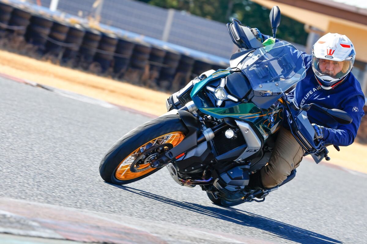 R1300GS-sakurai.jpg