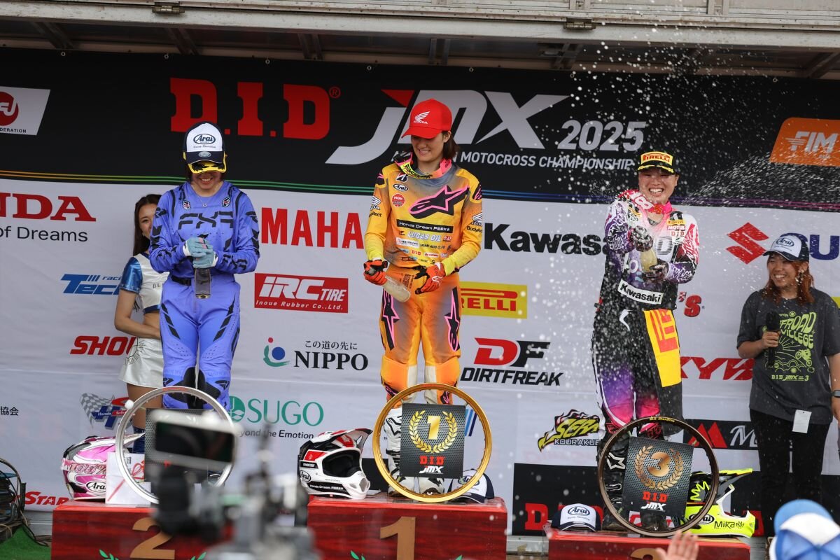 japan-mxgp-rd3-matsuki-podium.jpg