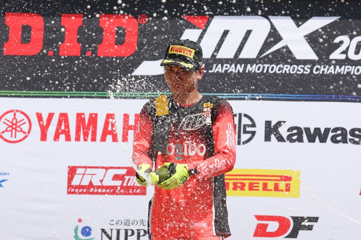 japan-mxgp-rd4-p4.jpg