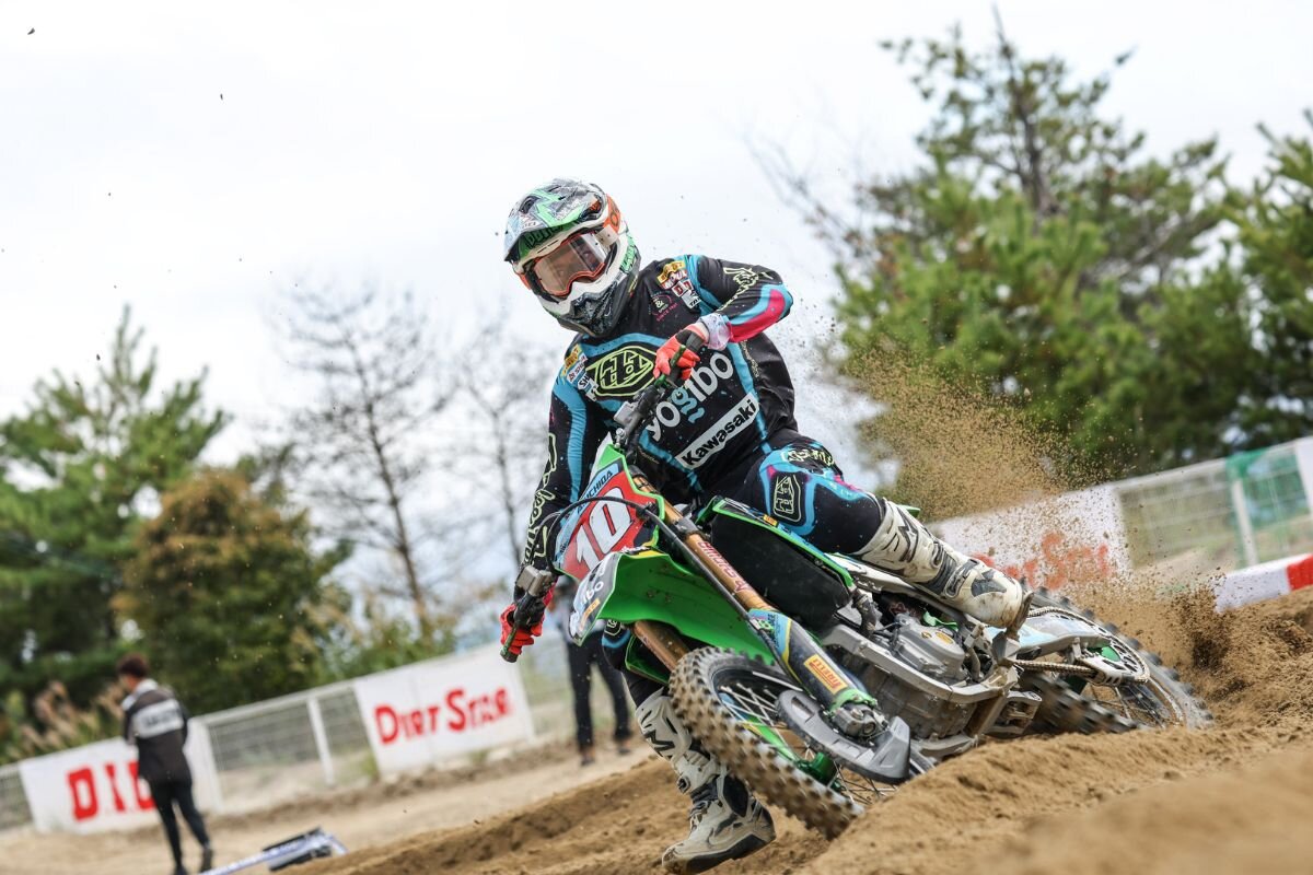 japan-mxgp-rd5-p1.jpg