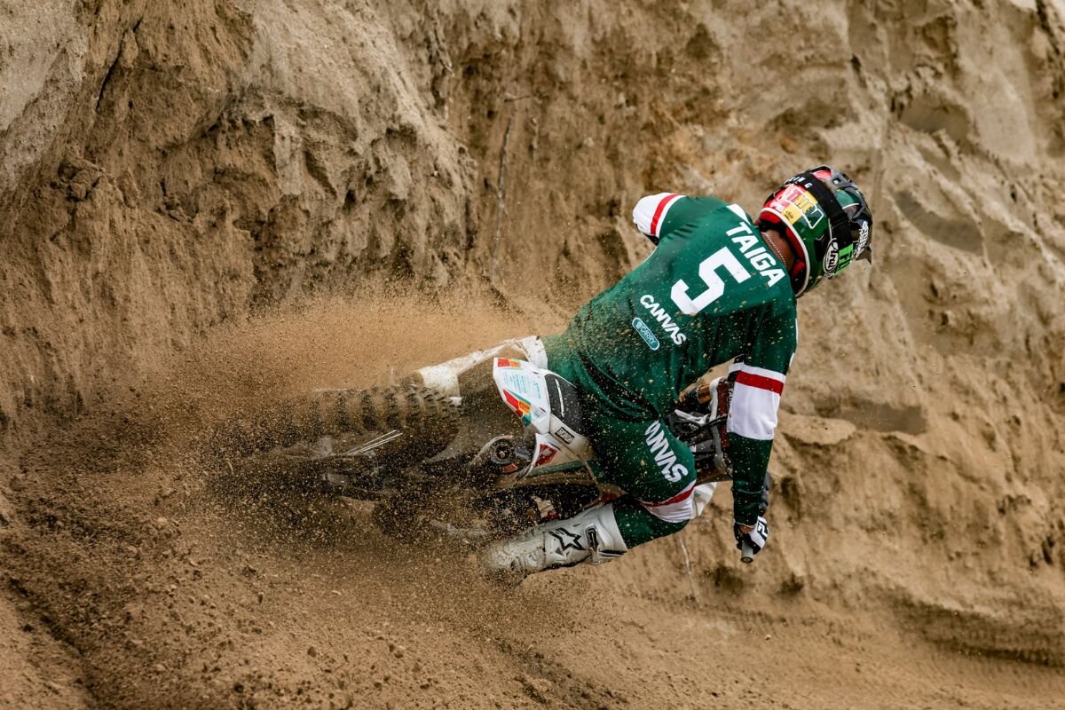 japan-mxgp-rd5-p2.jpg