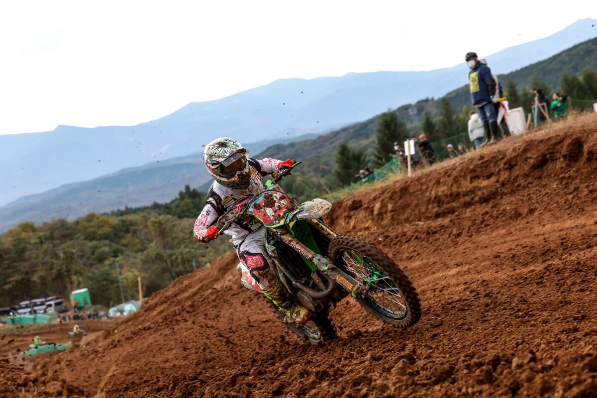 japan-mxgp-rd7-p1.jpg
