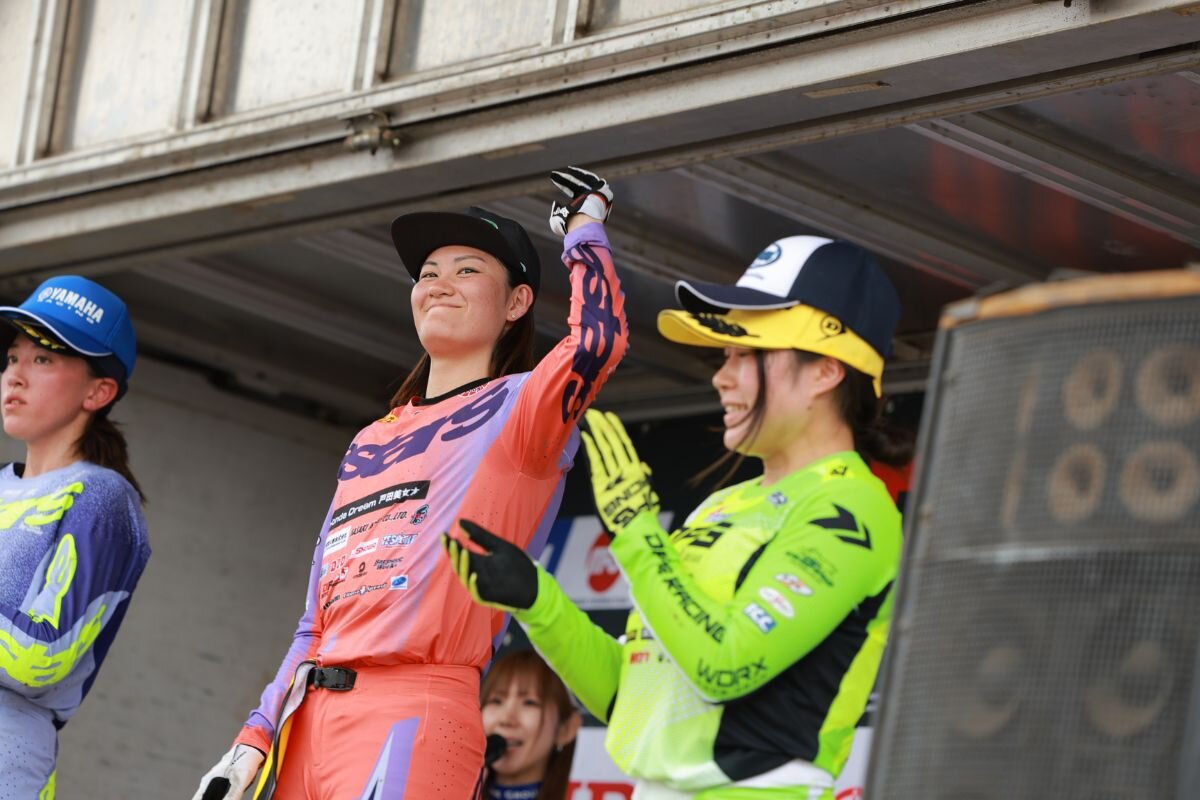 川井麻央選手