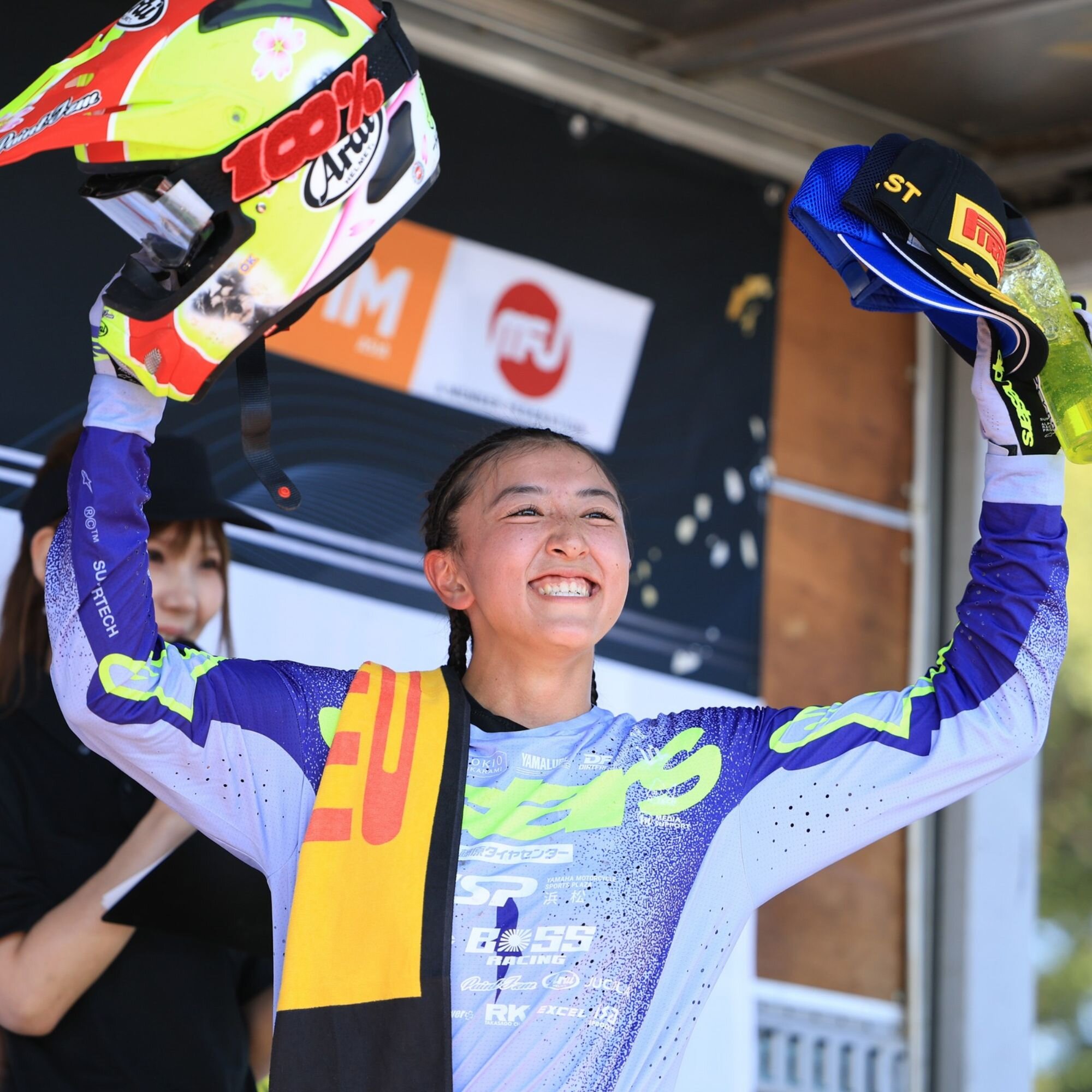 IA2の横澤拓夢選手、レディースの川上真花選手が表彰台の頂点へ。｜2026年全日本モトクロス選手権 Rd.8